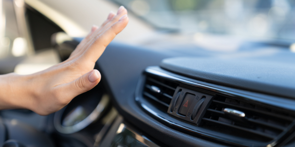 Næsten alt i bilen bruger benzin: Denne knap kan skyde forbruget i vejret med 10 procent