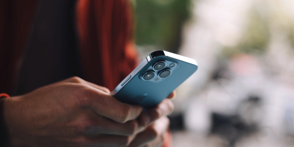 Apple advarer iPhone-ejere: Tjek din telefon nu!