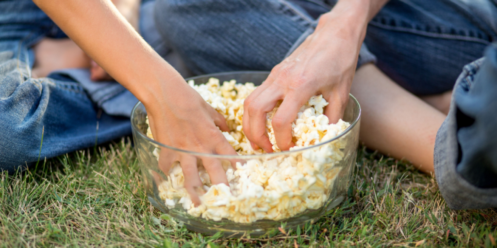Den nyeste havedille: Sådan sår du popcorn-græs