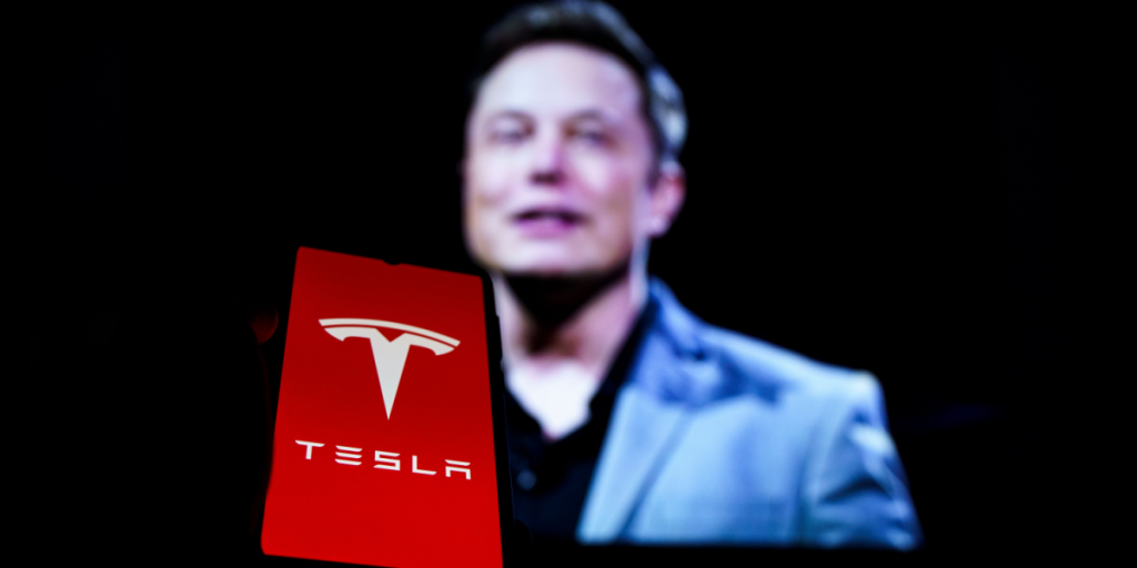 Vild anklage: Elon Musk krævede, at Tesla skulle snyde kunderne