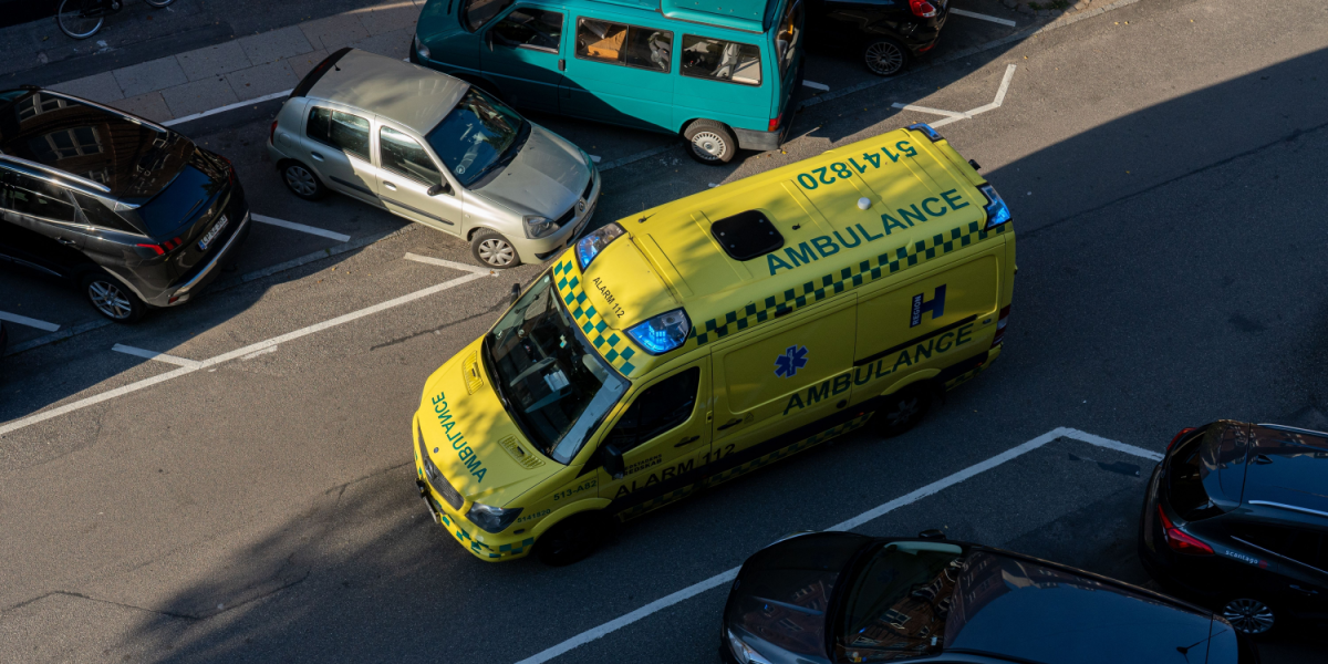 Underlagt færdselsloven: Nu lover transportministeren færre klip til ambulancereddere