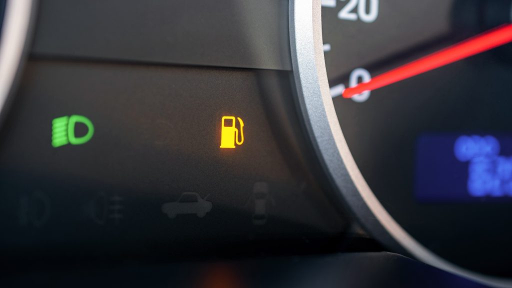 Kan ødelægge din motor: Alt for mange danskere har denne dårlige brændstofvane