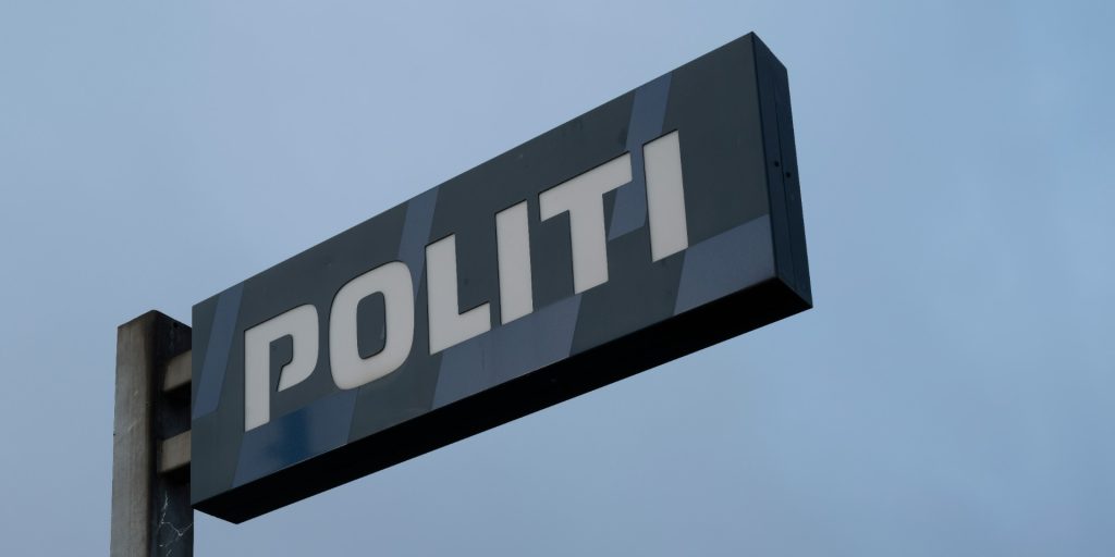 78-årig anmeldte tyveri – så tømte han opvaskemaskinen og ringede til politiet igen