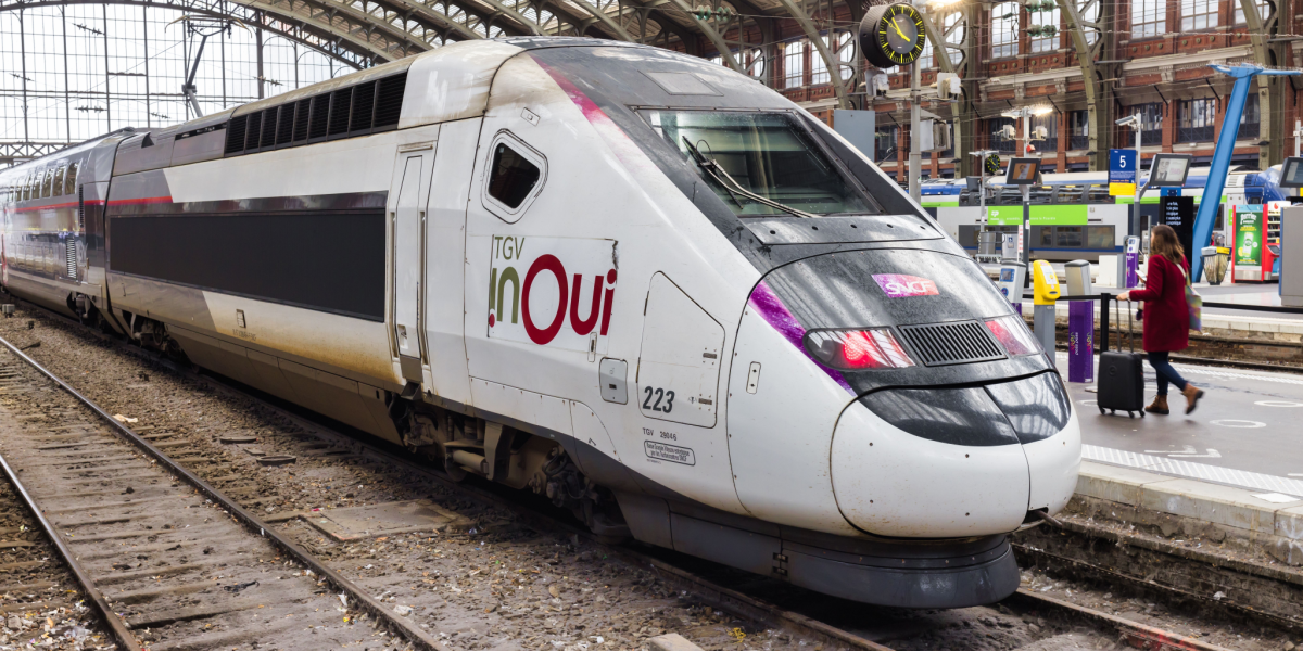 Frankrig angrebet: Togtrafikken lammet på dagen for OL-åbning