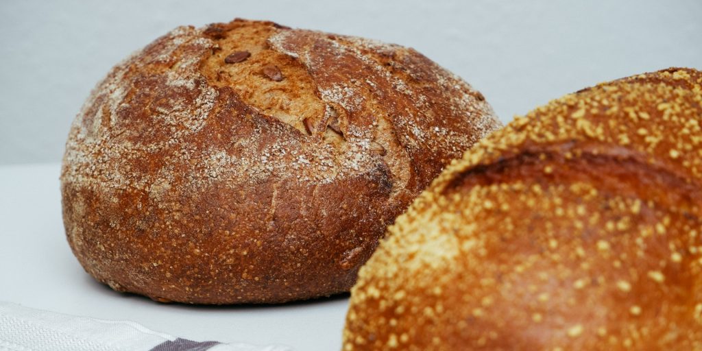 Enkel opskrift: Lav lækkert brød uden mel eller bagepulver