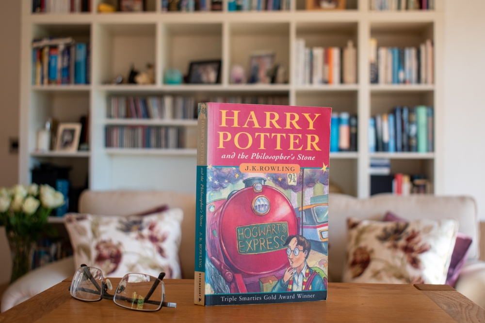 Skoleleder fandt Harry Potter-bog i klassen: Derfor var den en formue værd