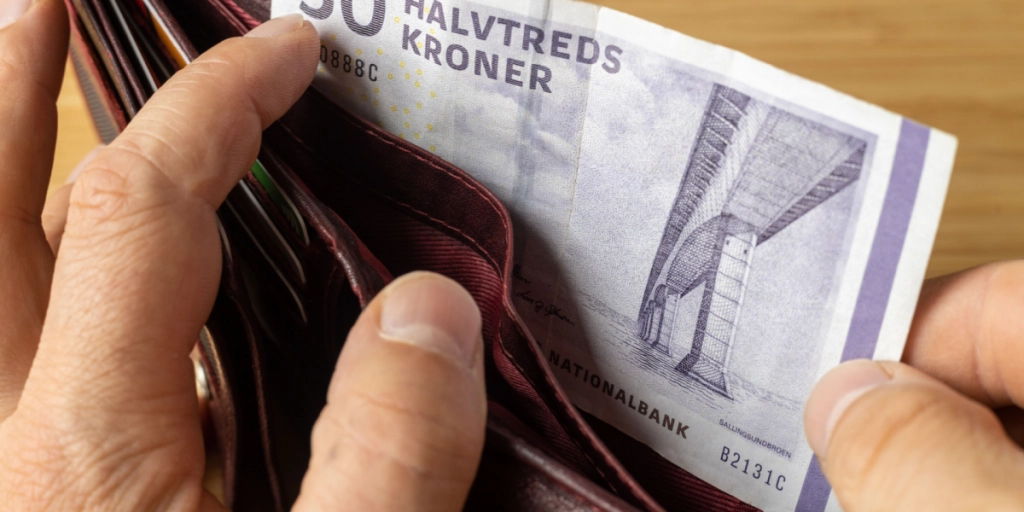 Den overskydende skat er på vej: Men inden kommer bank med advarsel til alle, der skal have penge tilbage