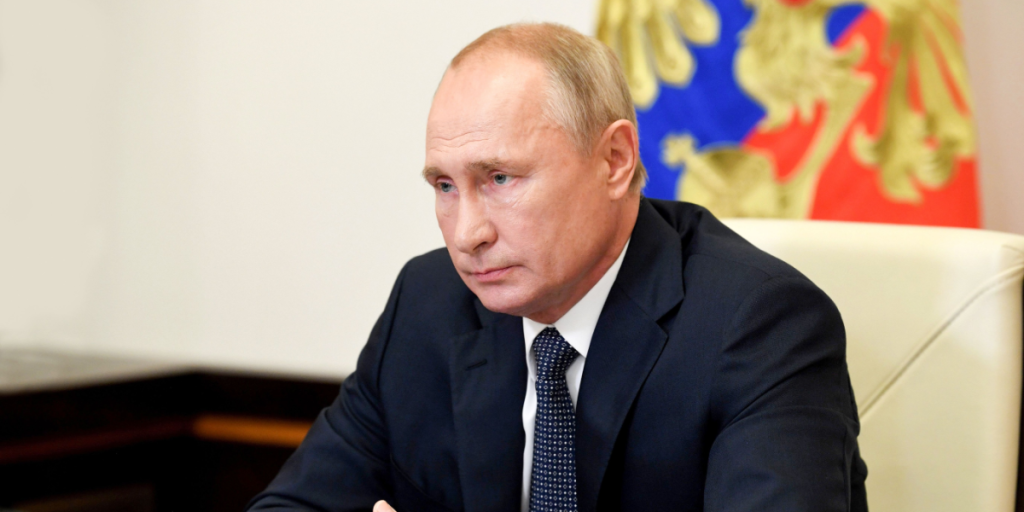 “Giv mig min f***ing ring tilbage!” Ejer af sportshold langer ud efter Putin