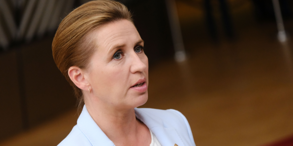“Meld dig som statsministerkandidat”: Mette Frederiksen udfordrer politisk modstander