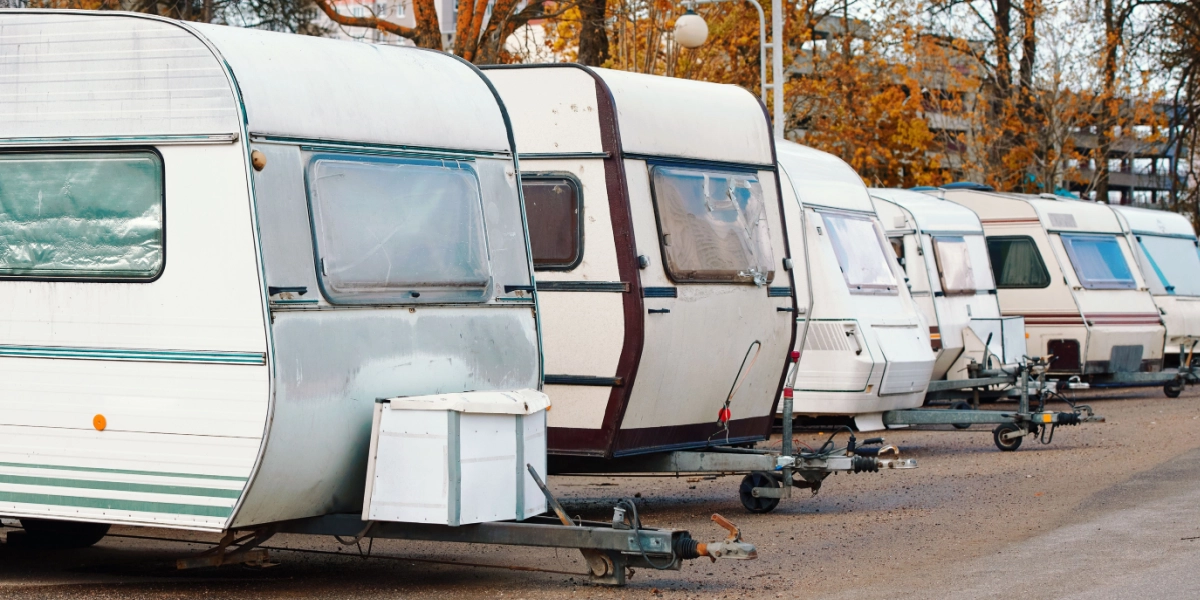 Campinggal nordjyde vinder i Lotto og fejrer det på ægte campingmanér