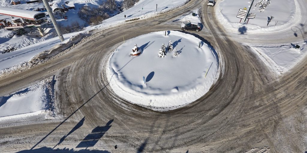 Har du styr på reglerne? Sådan skal du blinke i en rundkørsel