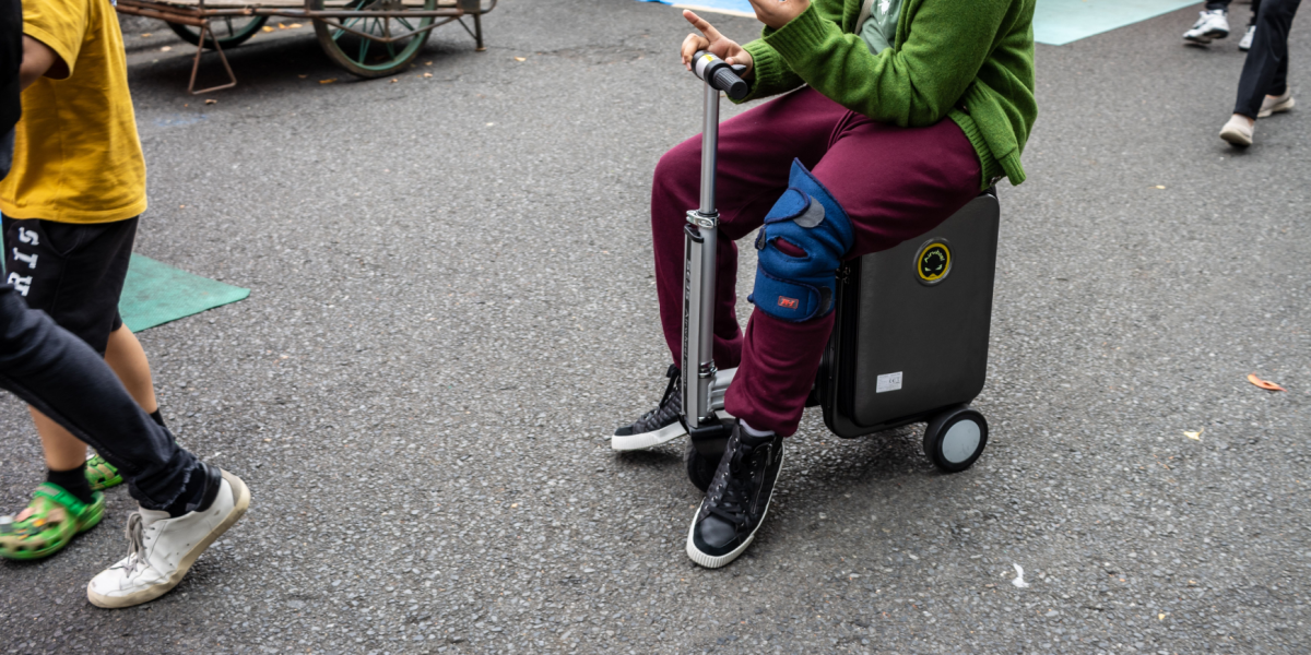 Drøner gennem lufthavnene: Kuffertscootere giver problemer