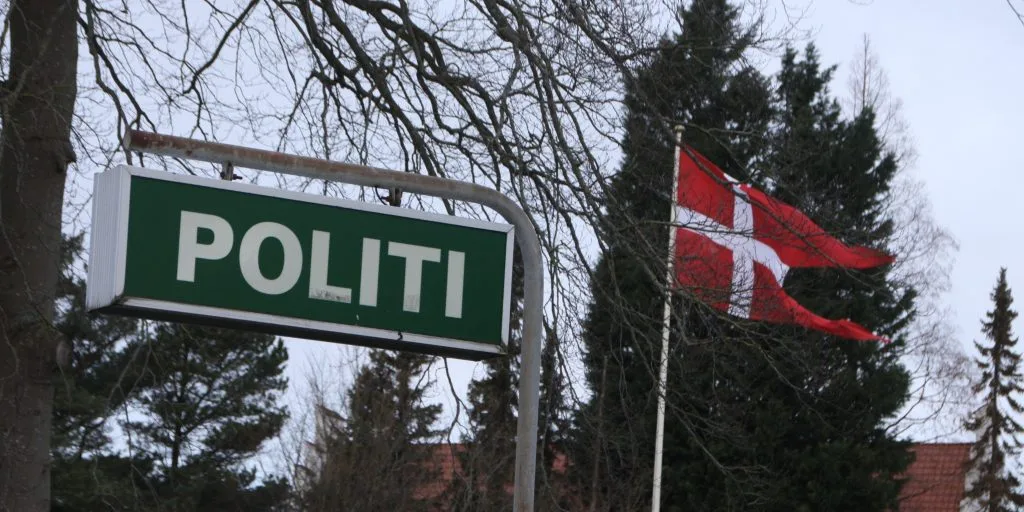 23 taget på en time i trafikkontrol – 18 for noget, alt for mange danske bilister gør