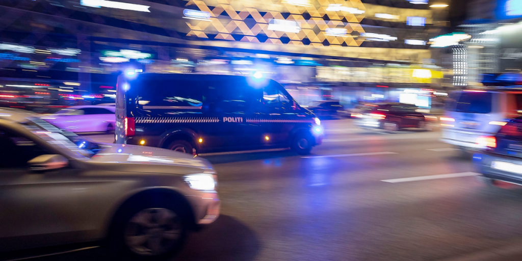 Kørte 174 km/t forbi fotovogn: Derfor bliver bilen ikke konfiskeret
