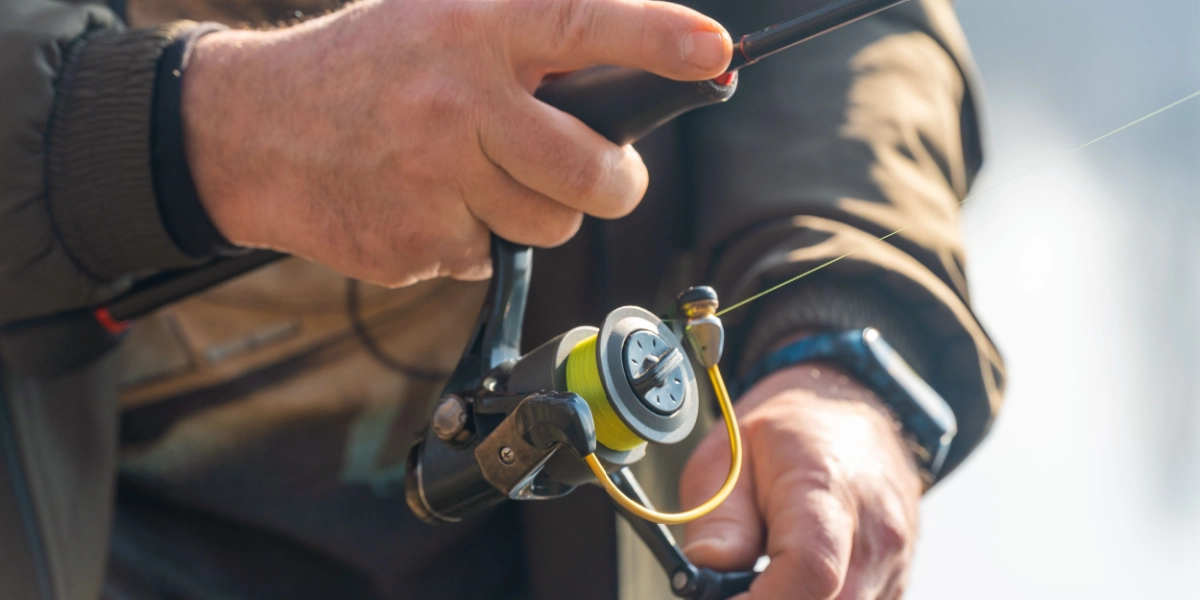 Sigtet for salg af stoffer – med en fiskestang