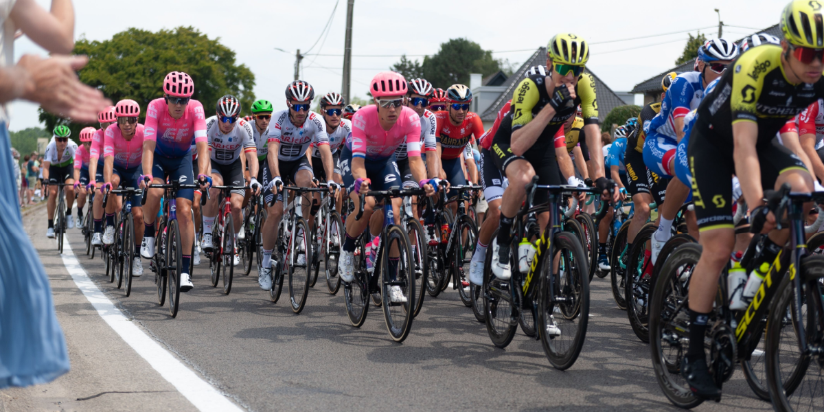 4 danskere iblandt: Disse ryttere er udgået af Tour de France 2024