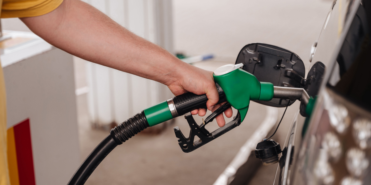 Godt nyt til bilister: Benzin- og dieselpriser dundrer ned