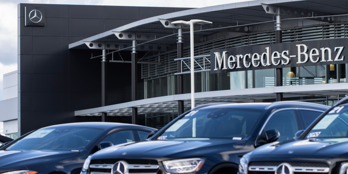 “Latterlig lav”: Greenpeace uforstående over bøde til Mercedes-Benz