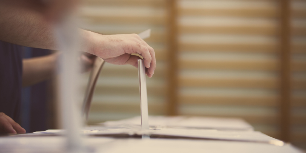 Oppositionspolitiker vil have valg: Regeringen har mistet sit flertal