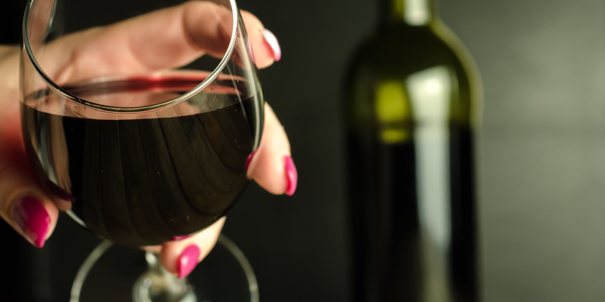 Genialt råd fra vinekspert: Forvandl billig vin på 30 sekunder