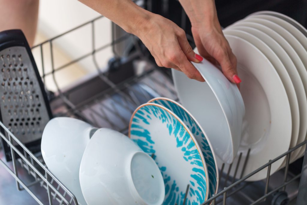 Energibesparelse: Sådan placerer du vaskemaskiner, airfryer, slow cookers og opvaskemaskine