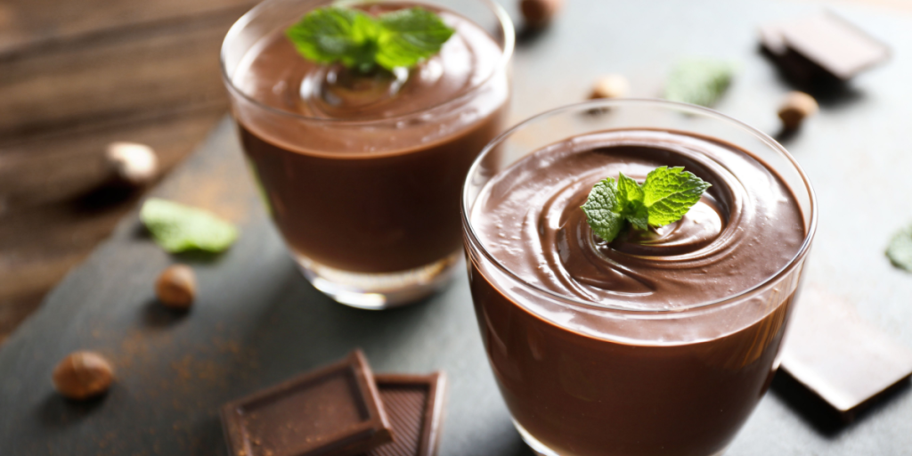 Er klar på bare 20 minutter – lækker opskrift på chokolademousse