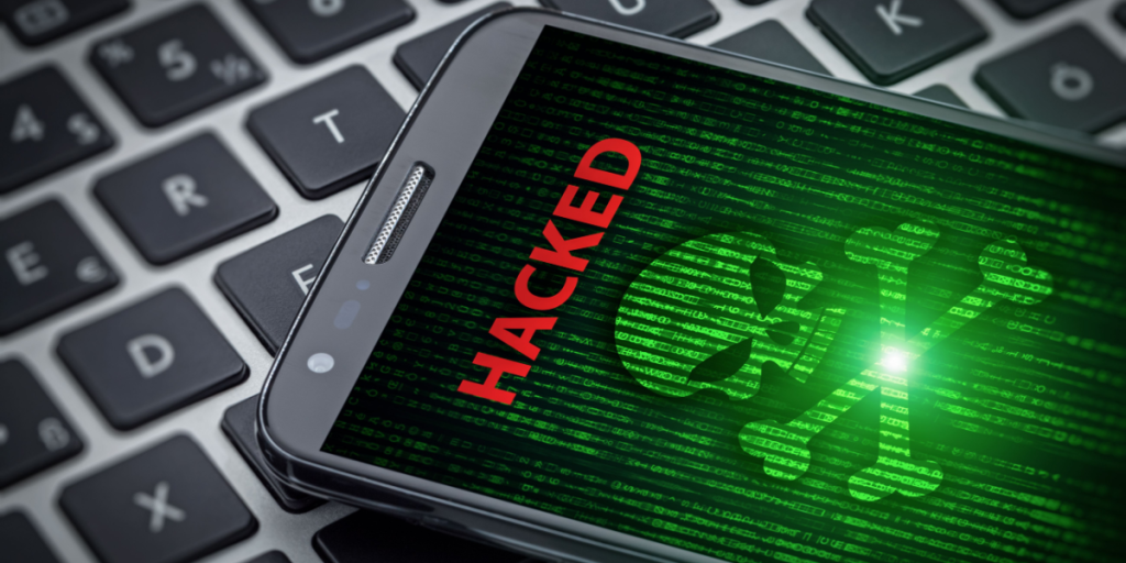 Sikkerhedstjeneste advarer: Gør dette en gang om ugen for at beskytte din telefon mod hackere