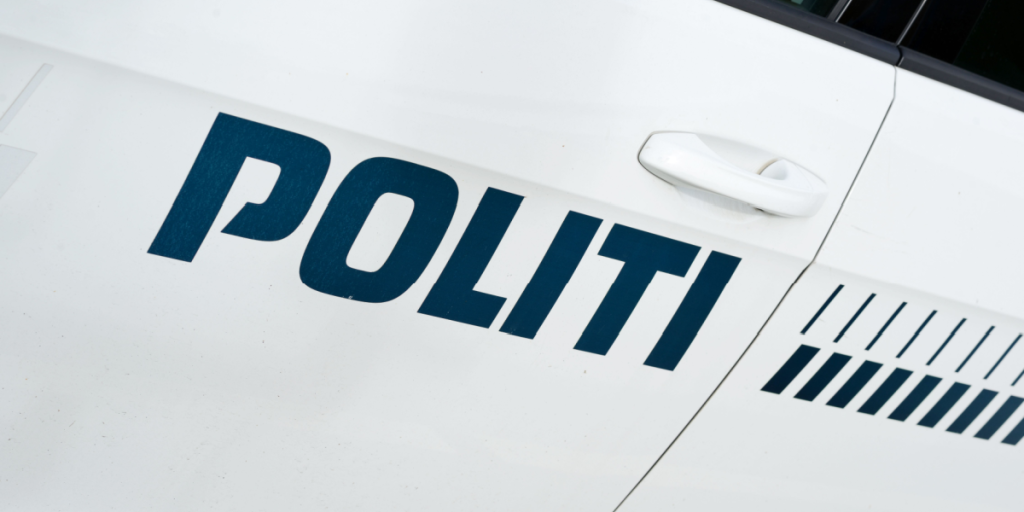Kørte 100 km/t gennem by – men han kan ikke straffes