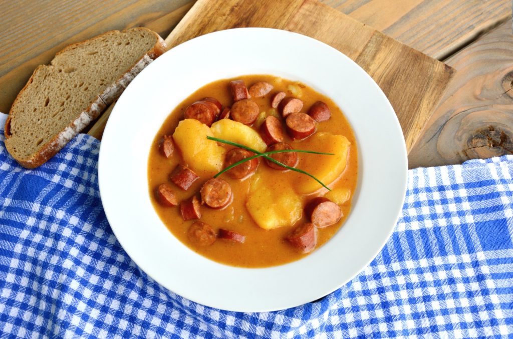 Kartoffelgulasch: Opskrift fra skolekøkkenets kok, børn og børnebørn elsker det