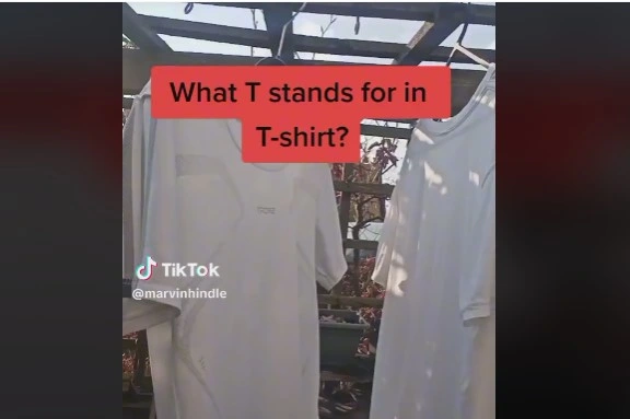 Folk gætter løs men her er svaret: Det står T’et for i T-shirt