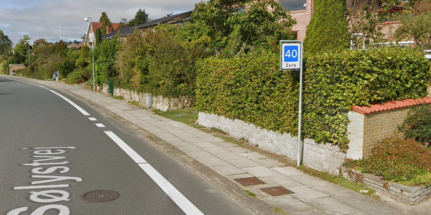 Ved du, hvad dette vejskilt betyder? Så er du “klogere” end halvdelen af danskerne
