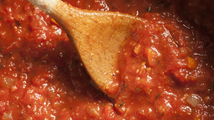 Giv tomatsaucen et himmelsk løft: Prøv denne særlige ingrediens
