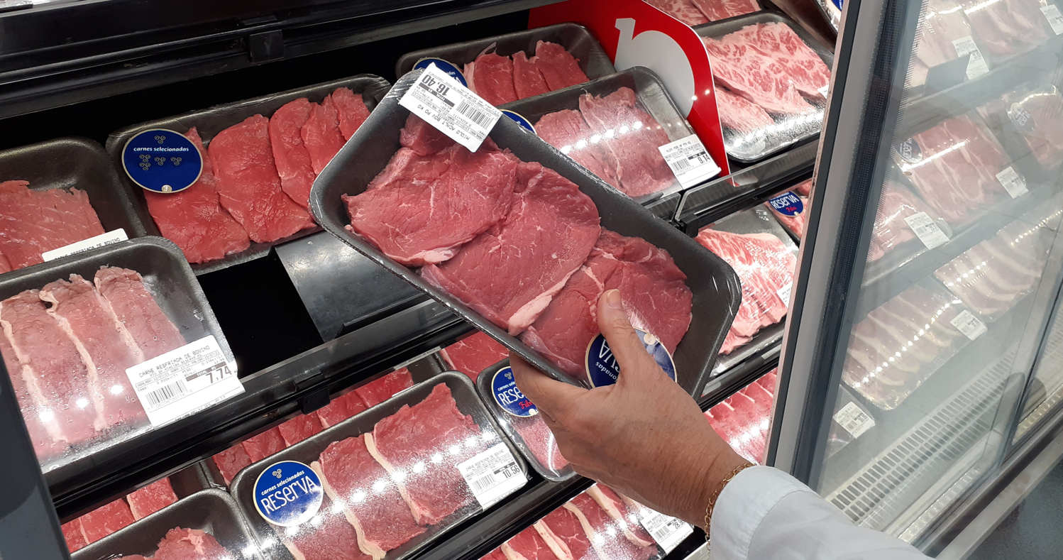Mange danskere spiser det dagligt: Denne slags kød er det værste for dit helbred