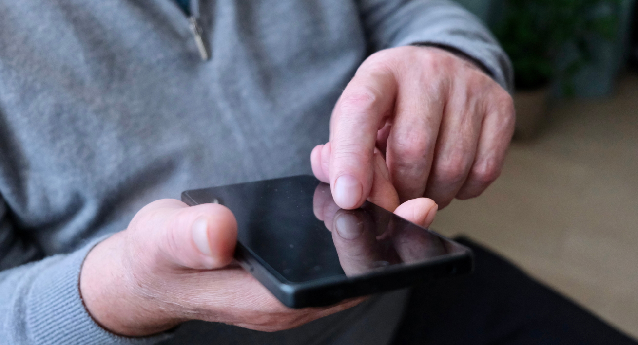 Hvis du hører dette ord i telefonen, skal du straks lægge på