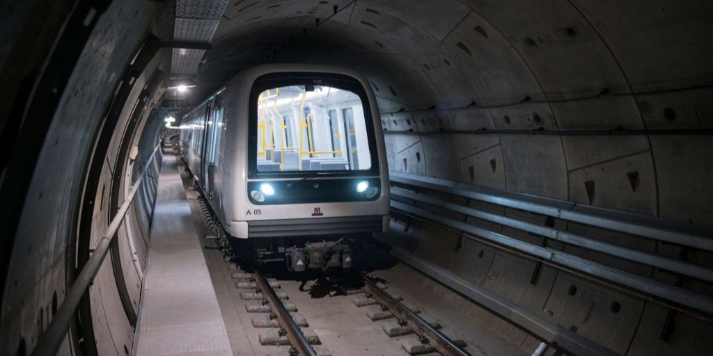 Togene holder stille: Metroen ramt af “komplekst” problem