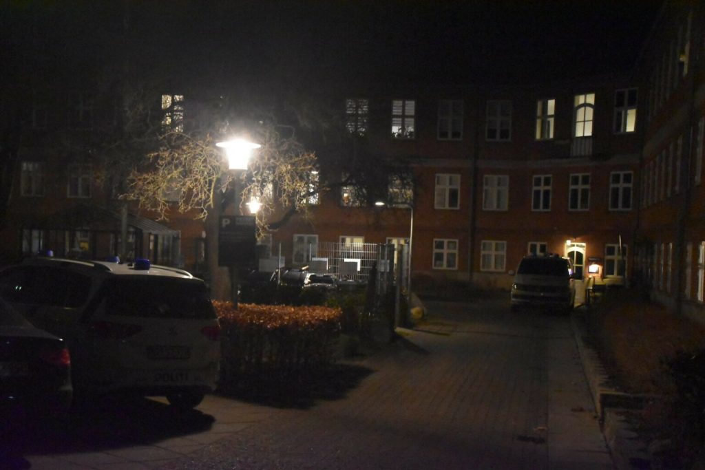 Politi massivt til stede i Vejle efter overfald